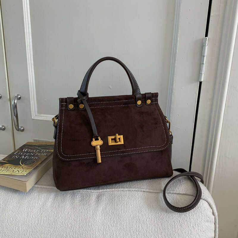 Large Capacity 2025 New Matte Fashion Retro Leather Single Shoulder Crossbody Bag Women's Handbag