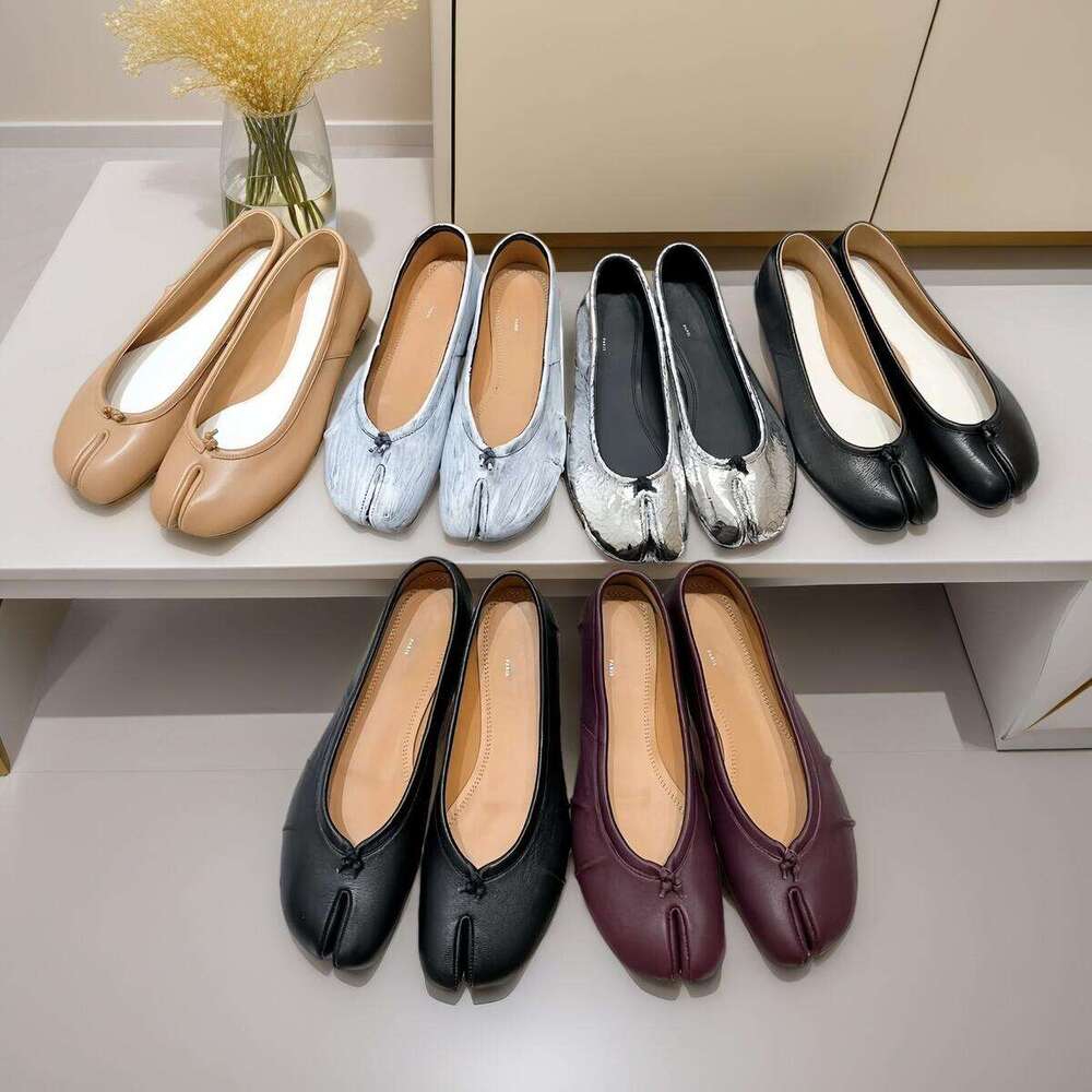 Mary Jane black white Mirror quality Womens Designer Ballet Flat shoe Mason tabi Shoe Luxury Scuffs ballerina Loafer Leather Chunky Heel Wedge Lady Dress shoes