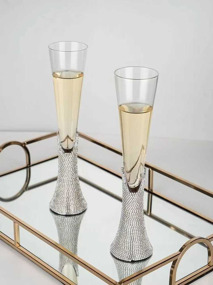 Diamond Womens Champagne mug Set with Diamond Crystal Glass High Leg Wine Cup Drink Cup Gift Wine Glass Beautiful Cups 150ml C251126