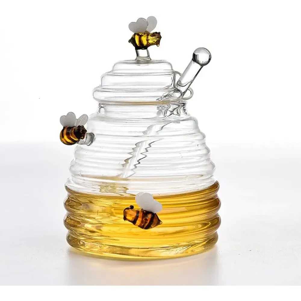 Honey Jar with DipperLid and Bee Decoration Beautiful Honey Shaped Glass Honey Pot for Home Kitchen and Decoration Y251126