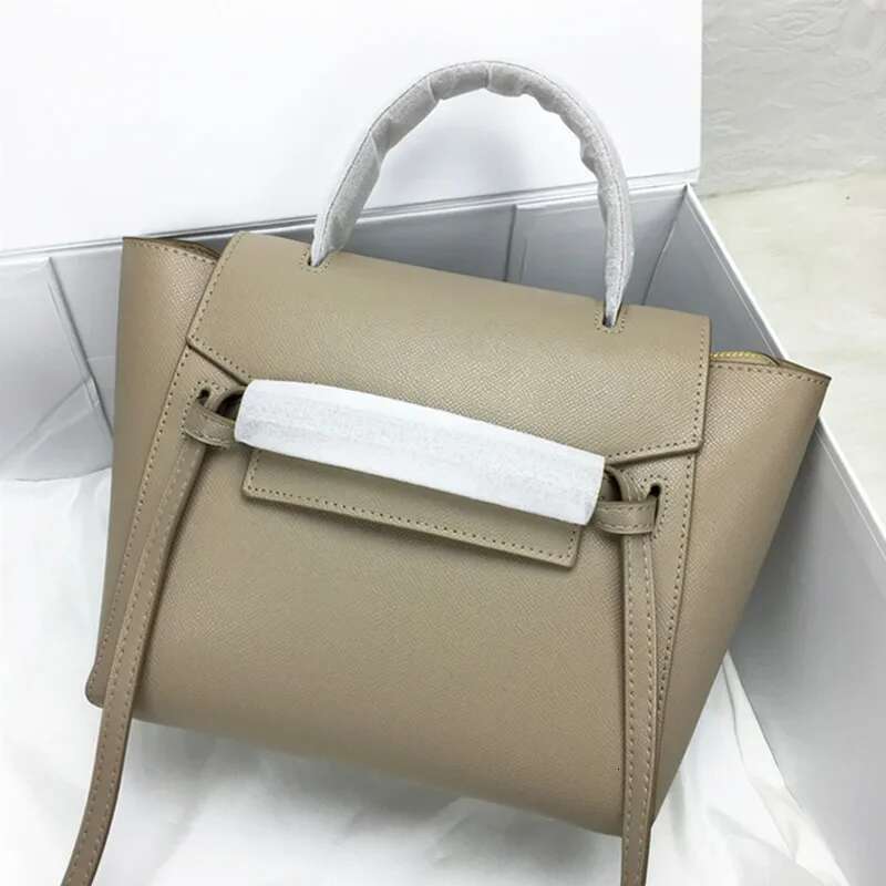 2025 New Dreamy Liu Wei Mu Cow Leather Shoulder Bag Vintage Style Single Strap Handbag With Inner Pocket Zipper Closure