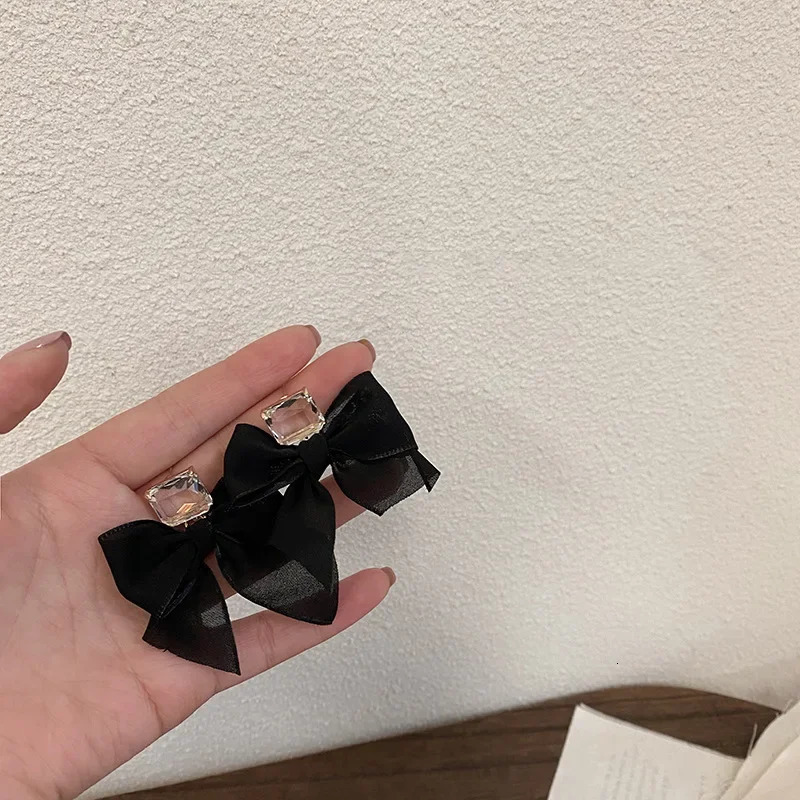 Fashion Jewelry Korean Sweet Black White Bowknot Women Earrings Sweet Fabric Lace Bow Fashion Drop Earrings Jewelry Gift 251125