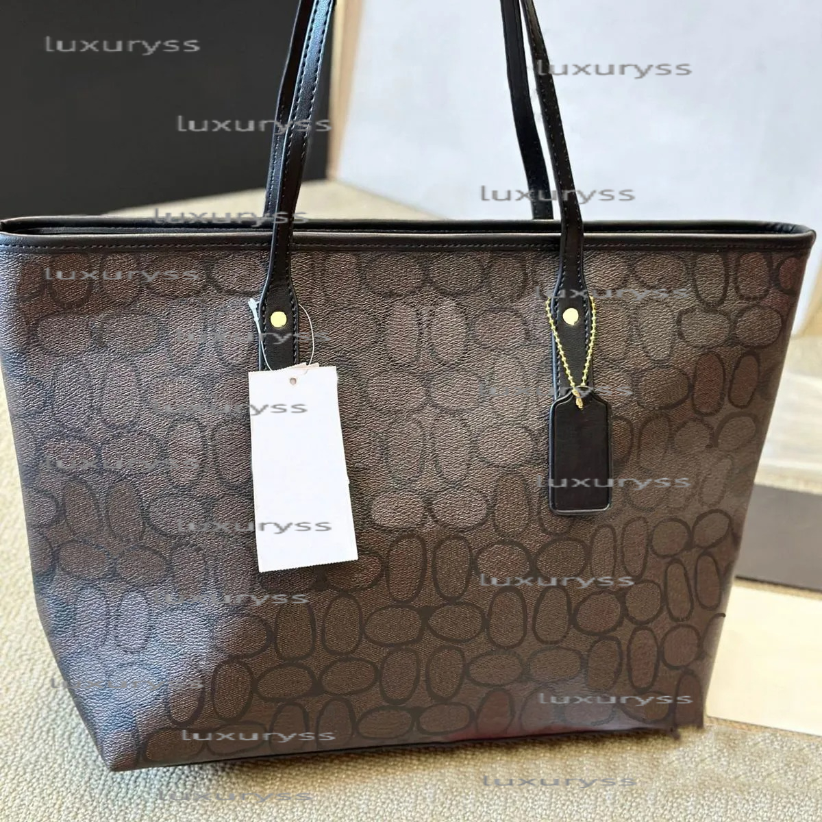 Tote Bag Designer Bag Fashion Shoulder Bags Women's Travel Luxury Handbag Shoulder Beach Bag Hot Tote Bag Large Letter Designer Large Capacity Bag Shopping Bag 2026