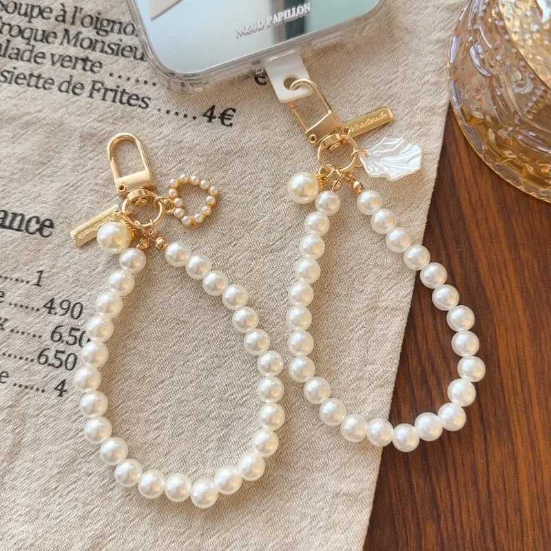 Cute Pearl Keychain for Women Girls Shiny Pearl Bead Shell Phone Bag Backpack Charm Accessory Car Key Chain Pendant GiftsT251127