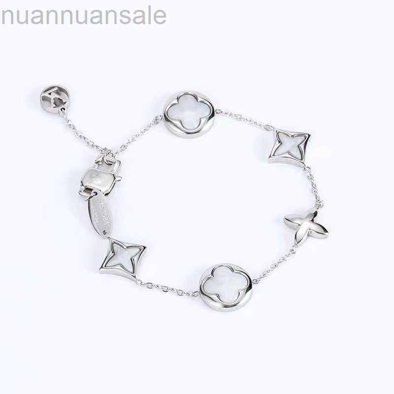 lock Bracelets Flower Bangle letter Titanium steel designer for women men luxury jewlery gifts woman girl gold silver rose gold wholesale