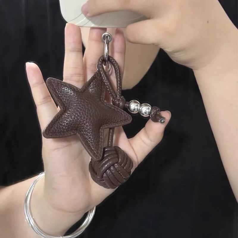 Leather Star Keychain Pentagram Car Keyring with Woven Leather Rope Ball Pendant Creative Bag Pendant Decoration for WomenT251127