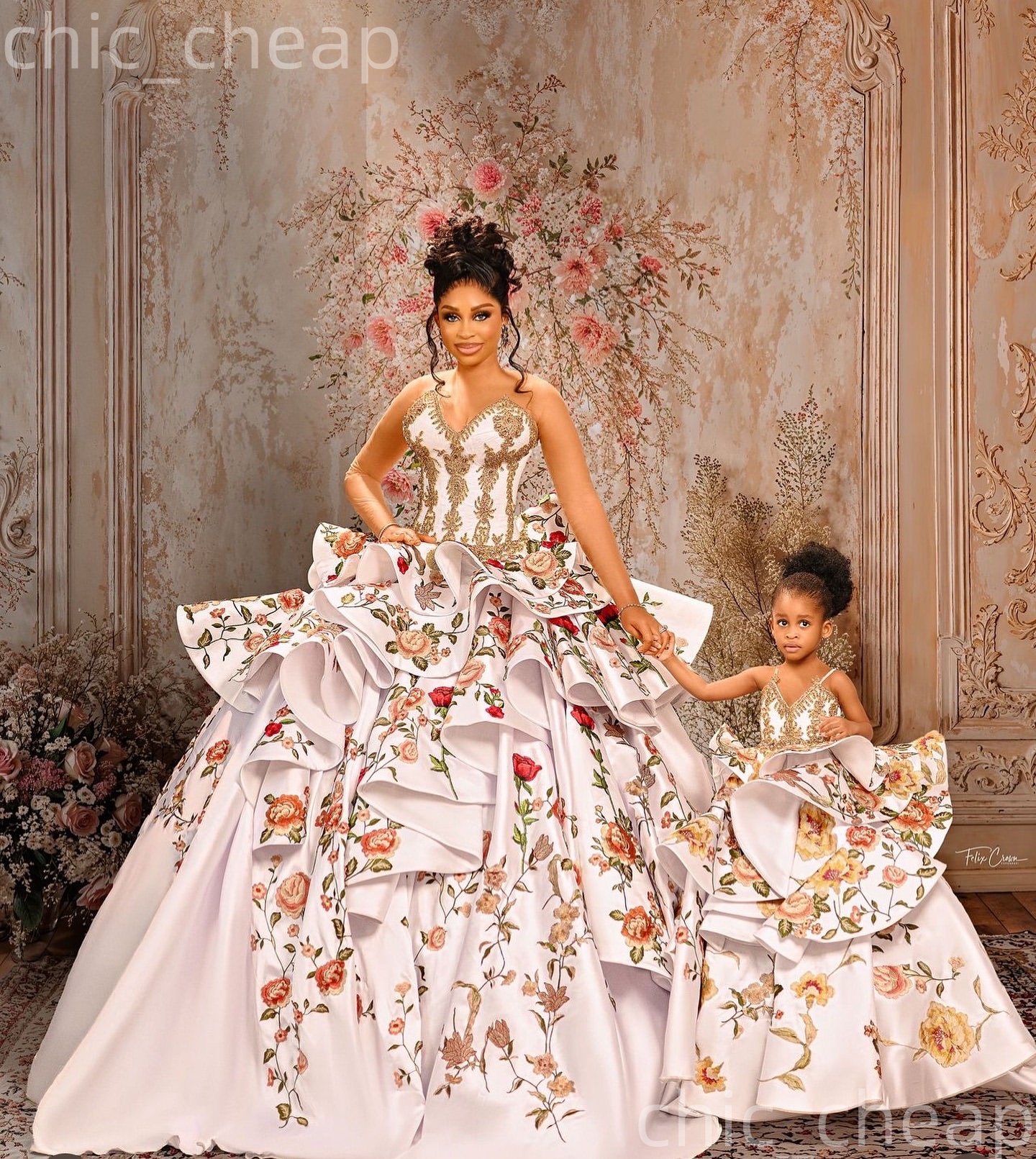 Ivory Debutante Quinceanera Dresses Sweetheart Appliques Satin Vintage Retro Ball Gown Elegant Lace Birthday Party Dress Sweet 16 Prom Gowns Dress