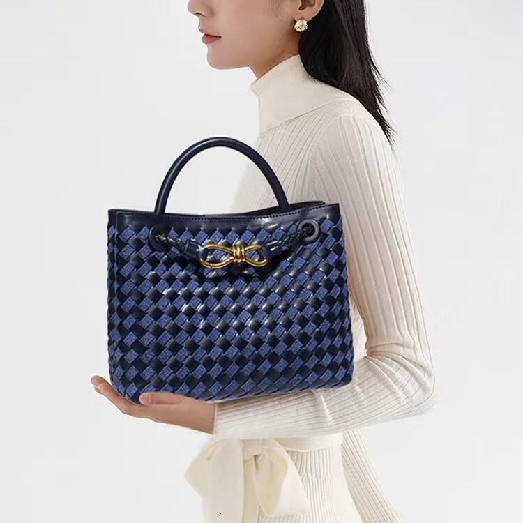Designer Luxury Bag Butterfly Buckle Hardware Handbag For Women High-end New Style Women's Bag Color-block Denim Vintage Single Shoulder Crossbod
