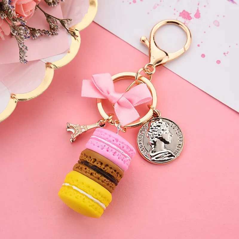 Lovely Macaron Cake Eiffel Tower Food Keychain Bowknot Car Keyring Bag Purse Pendant Food Cake Macaroon Key ChainT251127