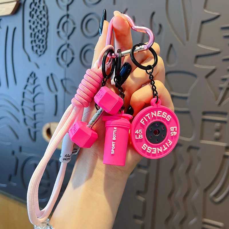 Mini Barbell Plates Keychain with D-shaped Buckle Water Cups Simulation Dumbbells Keyring Creative Bag CharmT251127