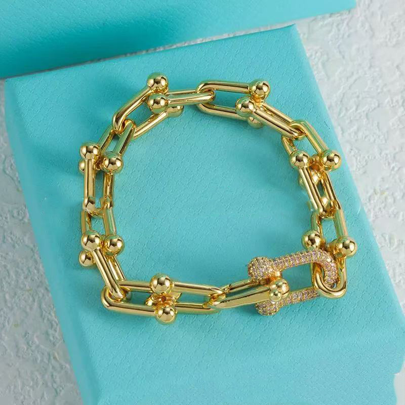 Designer Bracelet Women Charm High Quality Bracelets Boutique Jewelry Wedding Gift Classic Luxury Bracelet Charms Bracelet