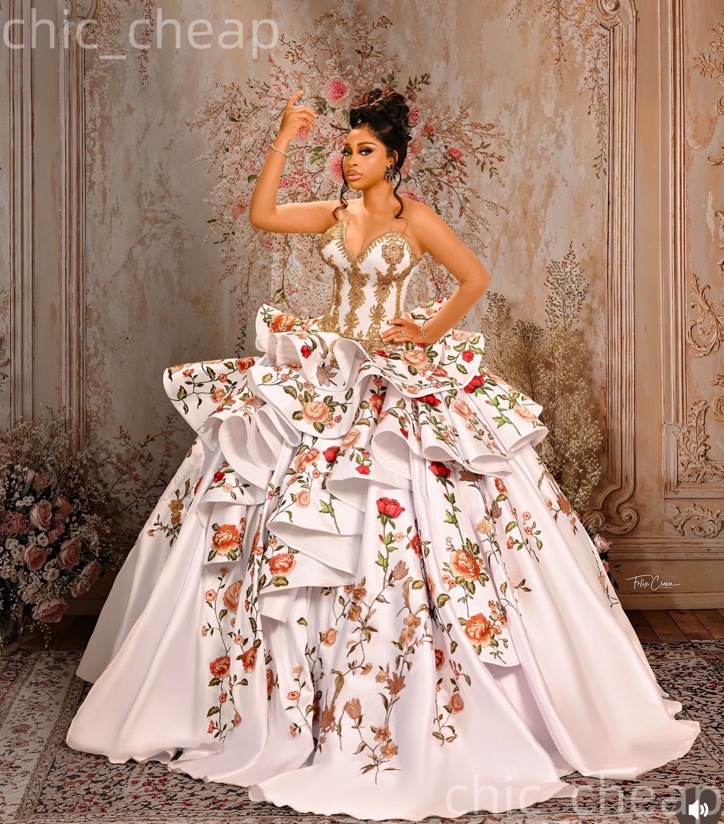 Ivory Debutante Quinceanera Dresses Sweetheart Appliques Satin Vintage Retro Ball Gown Elegant Lace Birthday Party Dress Sweet 16 Prom Gowns Dress