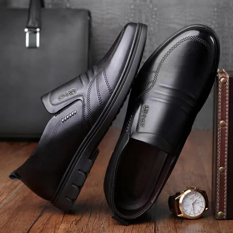 Mens leather shoes black Soft bottom anti slip and breath shoes mens Business dress casual Zapatos light flat251126