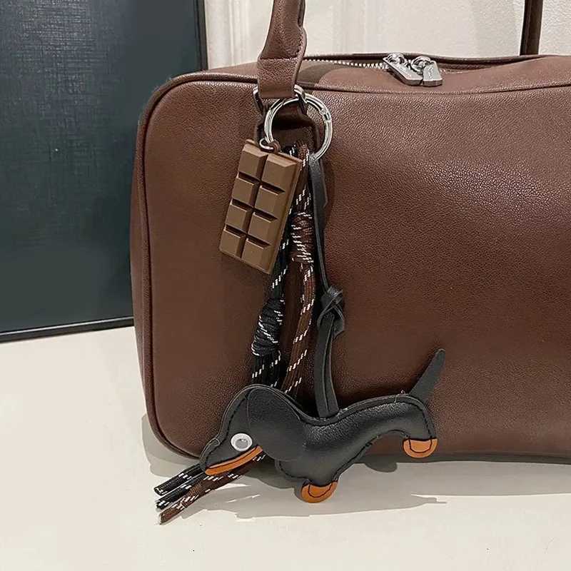 PU Leather Dachshund Bag Pendant Creative Keychain Style Lanyard bag Accessory Key Pendant Car Keyring Charm GiftT251127