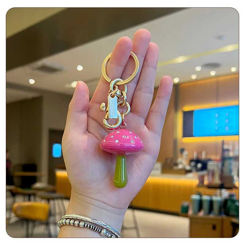 Light Luxury Cute Little Mushroom Car Keychain Niche Fashion Bag Pendant Exquisite Gift Creative Hanging DecorationT251127
