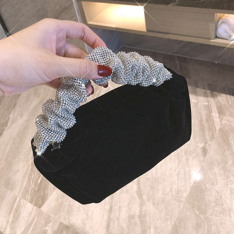 Dinner Bag Da Wang Velvet Bag Also Popular On The Internet Is Portable Studded Small Sparkling Diamond Dinner Black Hand Held Bag And A Women S Banque