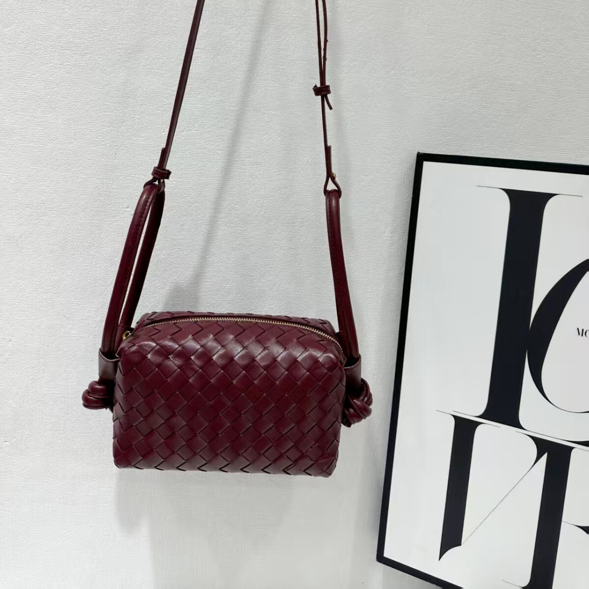 Designer Bag Brand Trendy Woven Single Shoulder Crossbody Camera Bag Niche Versatile Large Capacity Handheld Small Luxury Square Bag