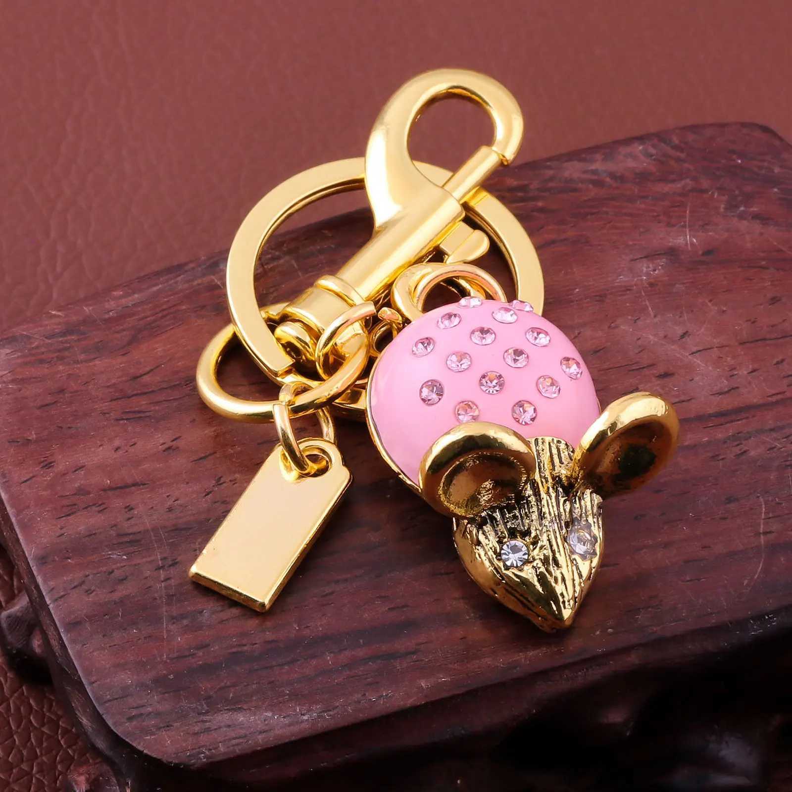 Sparkling Cherry Strawberry Apple Pear Bag Charm Keychain Bow Pretzel Dice Bag Pendant Car Key Chains Jewelry Decoration GiftT251127