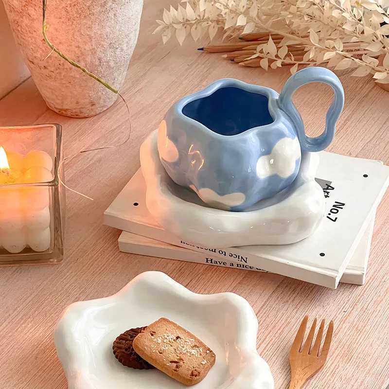 Hand-Painted Sky And Cloud Ceramic Coffee Cup and Plate Set Creative Irregular Personalized Afternoon Tea Latte Tea Bottle Set C251127