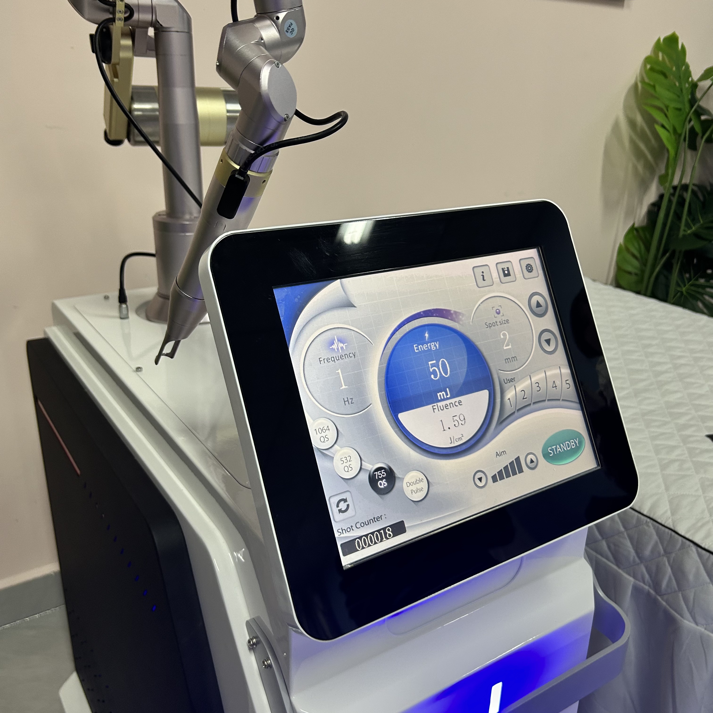 High Power Picosecond Laser Machine For Beauty Salon Pigment Removal Wrinkle Reduction And Skin Whitening With Fast Treatment Results NEW