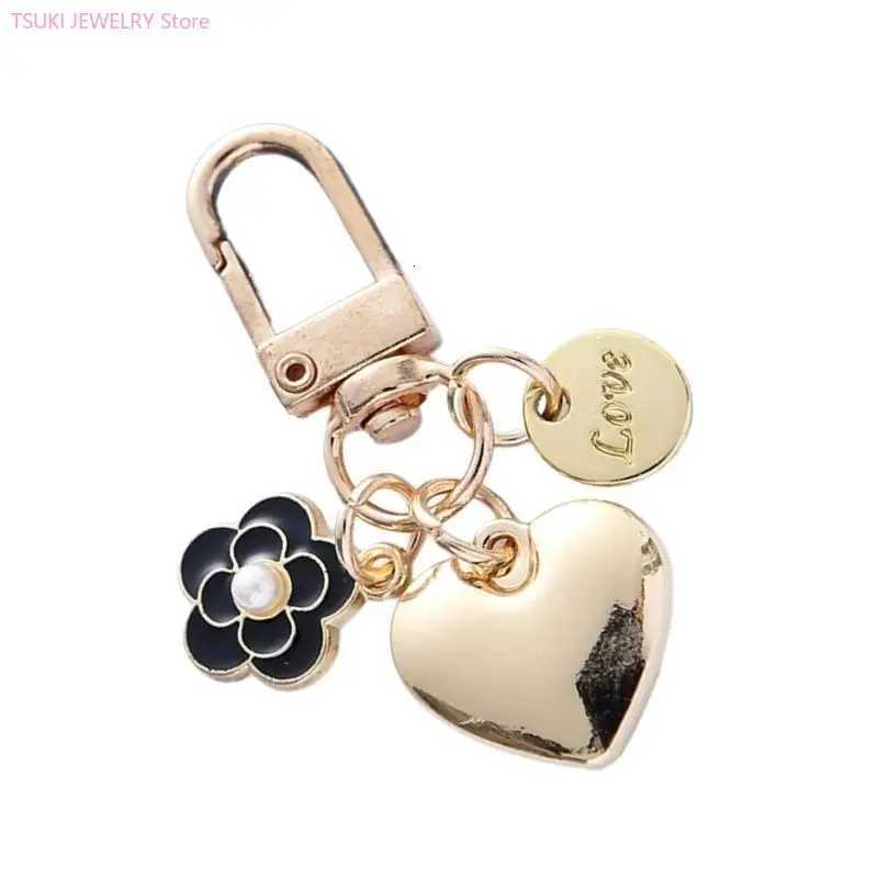 62KE Colorful Heart Keychain Love Shaped Bag Pendant Handmade Jewelry Phone OrnamentT251127