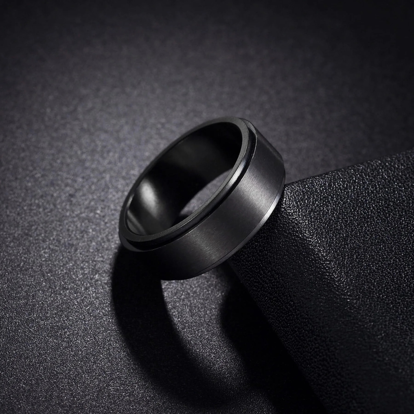 Simple 8mm Anxiety Fidget Spinner Rings for Men Women Cool Stainless Steel Spinning Rotatable Rings Anti Stress Wedding Jewelry 251126