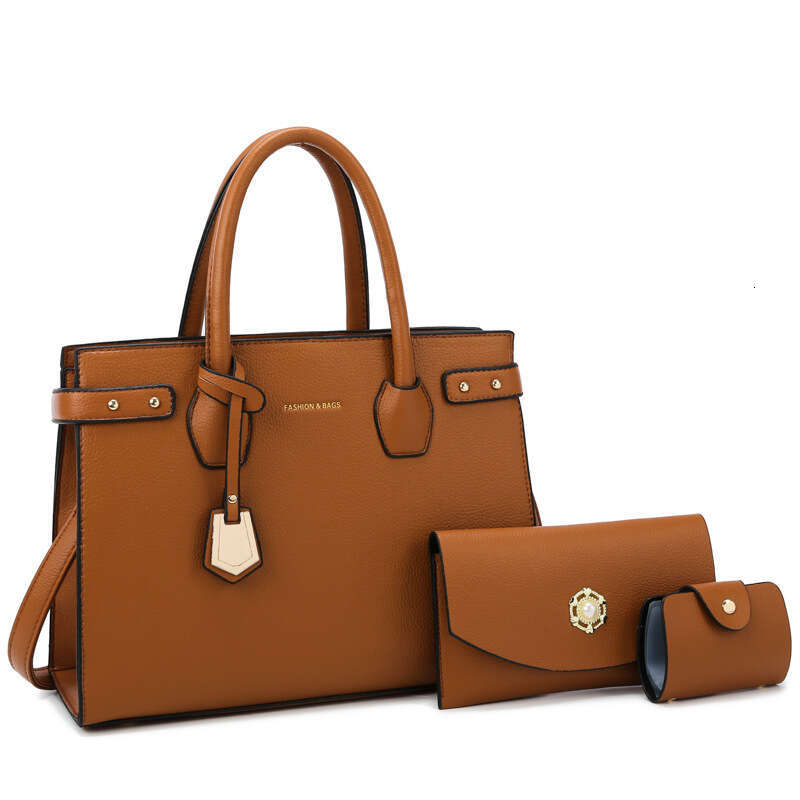 Trendy Women 2025 New Handheld Diagonal Straddle Fashionable Large Capacity Bride Multi Piece Set Wedding Bag New Free Delivery Designer Bag