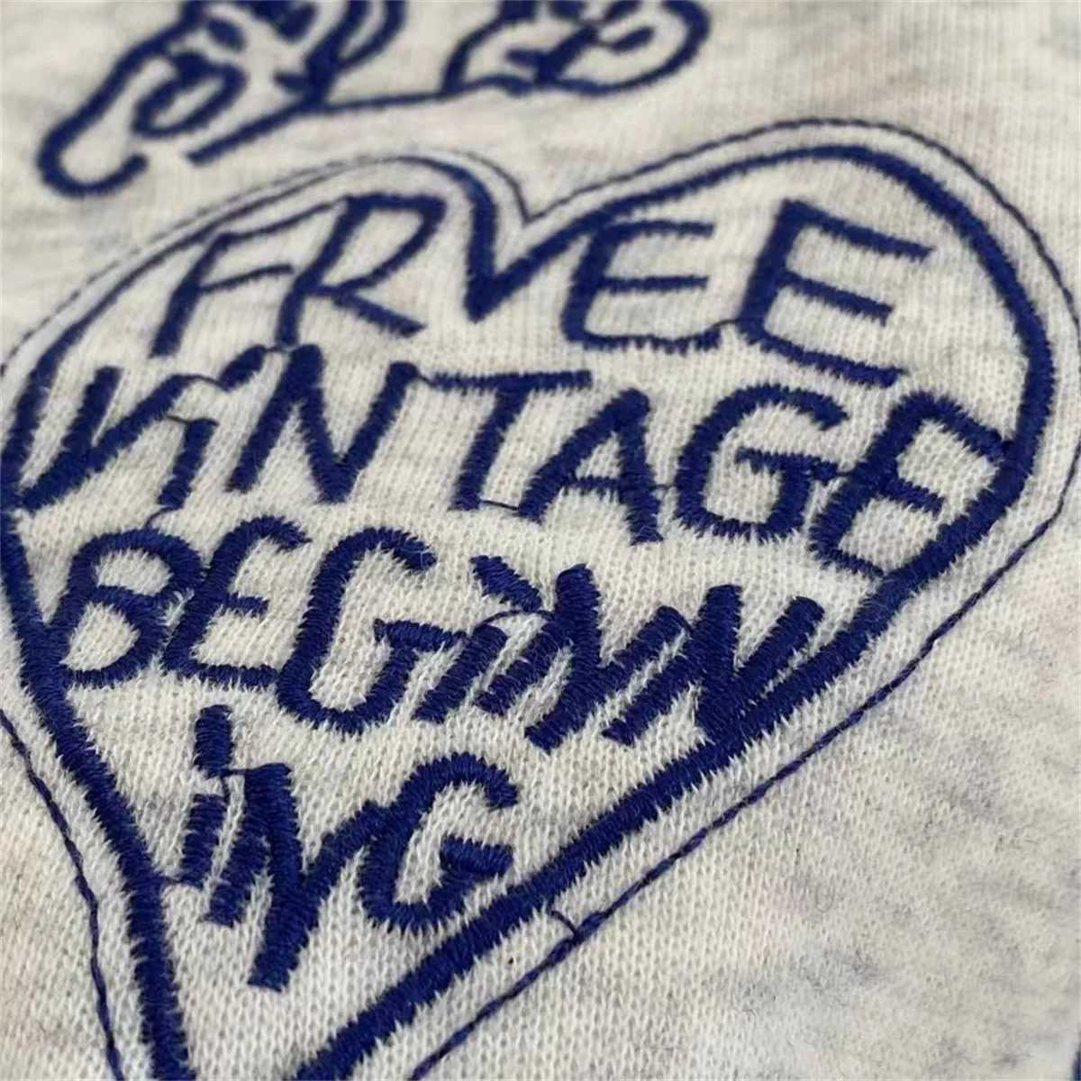 Korean Fashion Womens Gray Embroidered Round Neck Short Sweatshirts Autumn Long Sleeves Vacation Pullovers Tops Casual Popular J251136