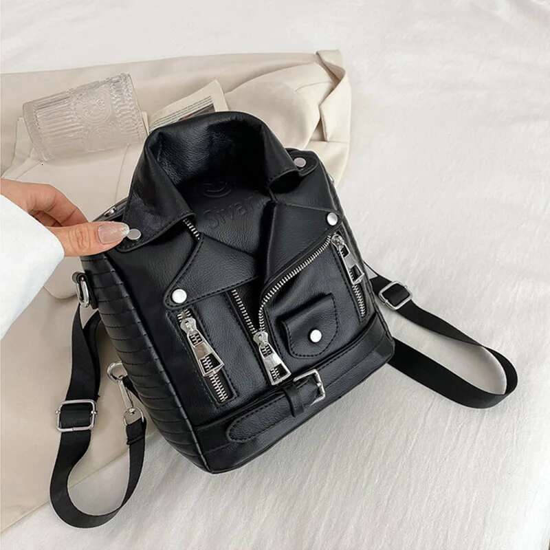 Stylish Urban Womans Outfit: Cozy Coat + Trendy Handbag Combo