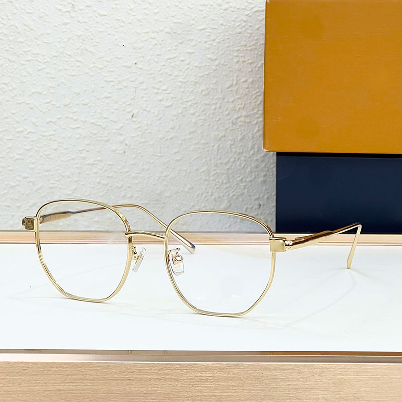 Luxury Fashion Designer Womens Sunglasses Metal Square Frame Glasses 3206 Top Quality Polarized Protective Eyes Outdoor Leisure Style UV Protective Belt Box