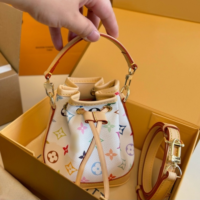 Designer Leather Shoulder Bag Luxurt Mini Bucket Bag Womens Vintae Denim Crossbody Bag Lady Fashion Travel Bag Handbag