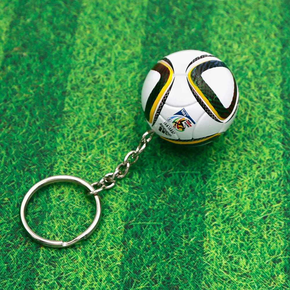 2006 Simulation Football Basketball Volleyball Tennis Rugby Keychain PVC Creative Mini Key Ring Bag Pendant Car Accessories GiftT251127