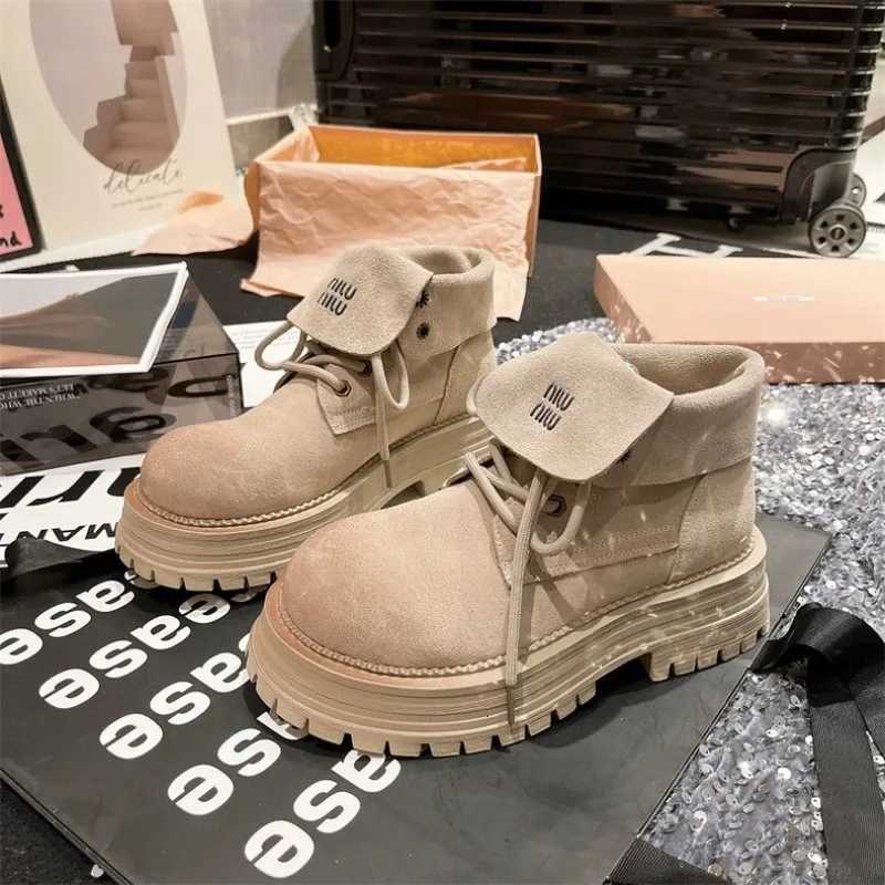 2025 New Suede Leather Thick Sole Ankle Boots Lace-up Round Toe Block Chunky Heel Solid Fion Wens Fion Short Boots Y251126