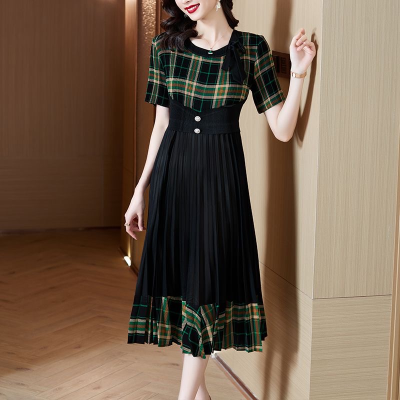 Large size women's Miyake dress summer new style patchwork waist slim temperament medium long style D02308