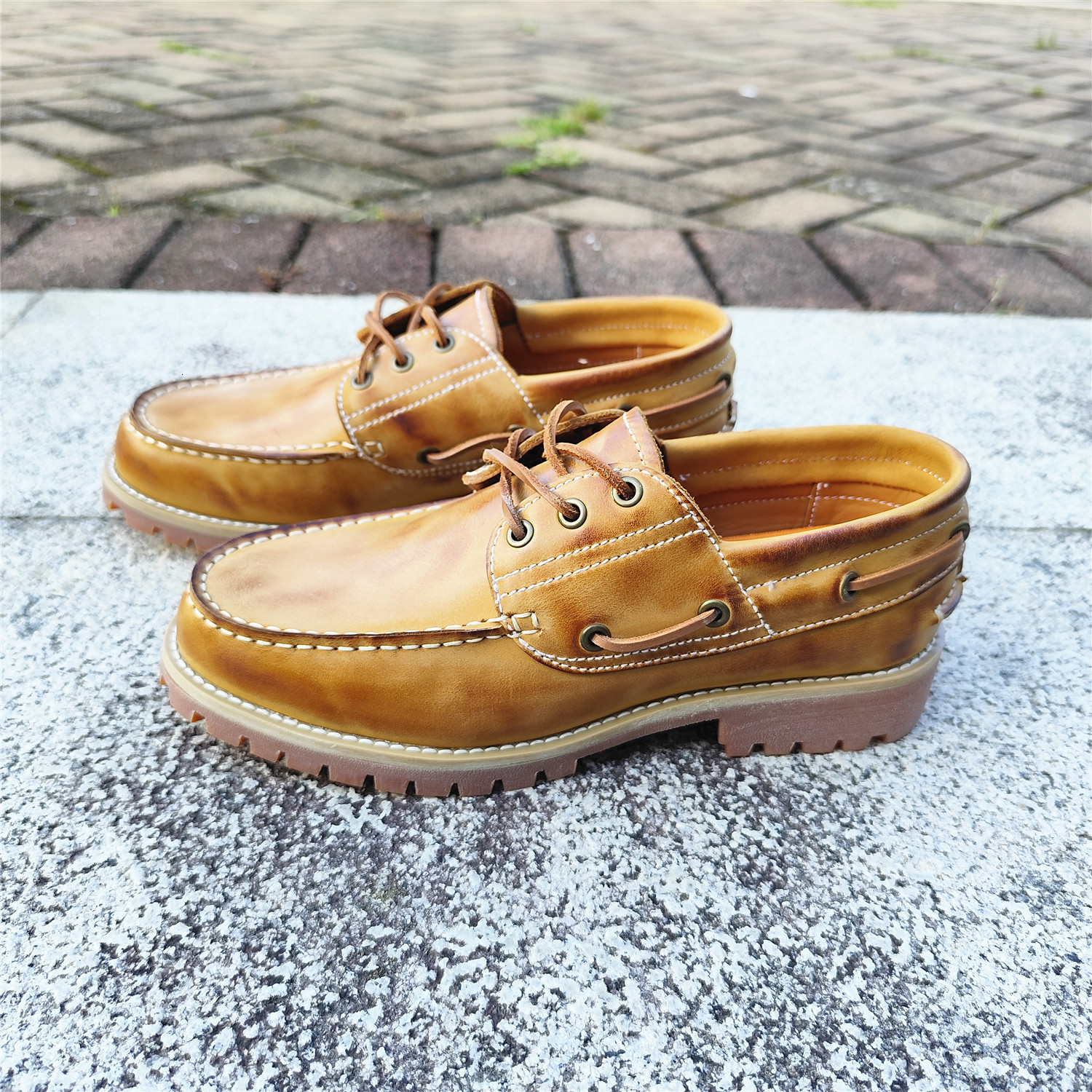 High quality slotted genuine leather boat shoes retro handmade sewn shoes mens casual shoes 240824