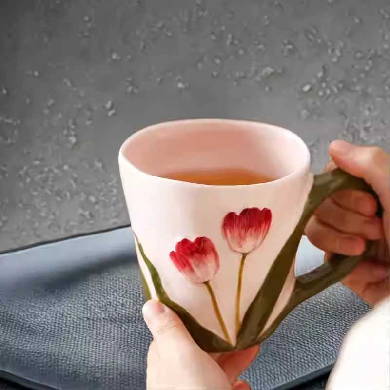 Hand-painted Tulip MUg High Quality Ceramic Cute Water Cup Girl Household Breakfast Milk Cups Kitchen Drinkware C251127