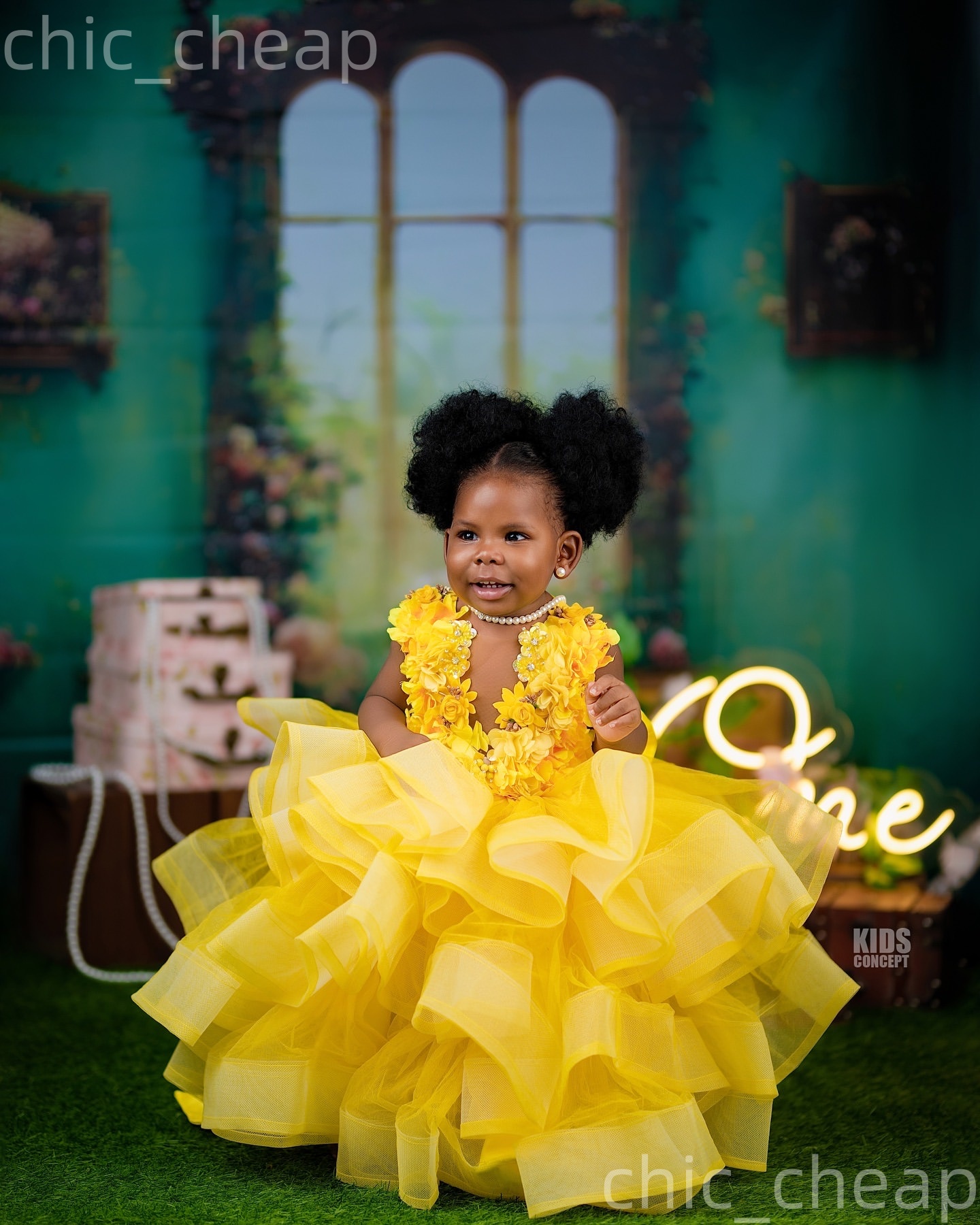 2026 Yellow Ball Gown Flower Girl Dresses Flowers Tulle Tiers Sheer Neck Little Girl Christmas Peageant Birthday Christening Tutu Dress Gowns ZJ422
