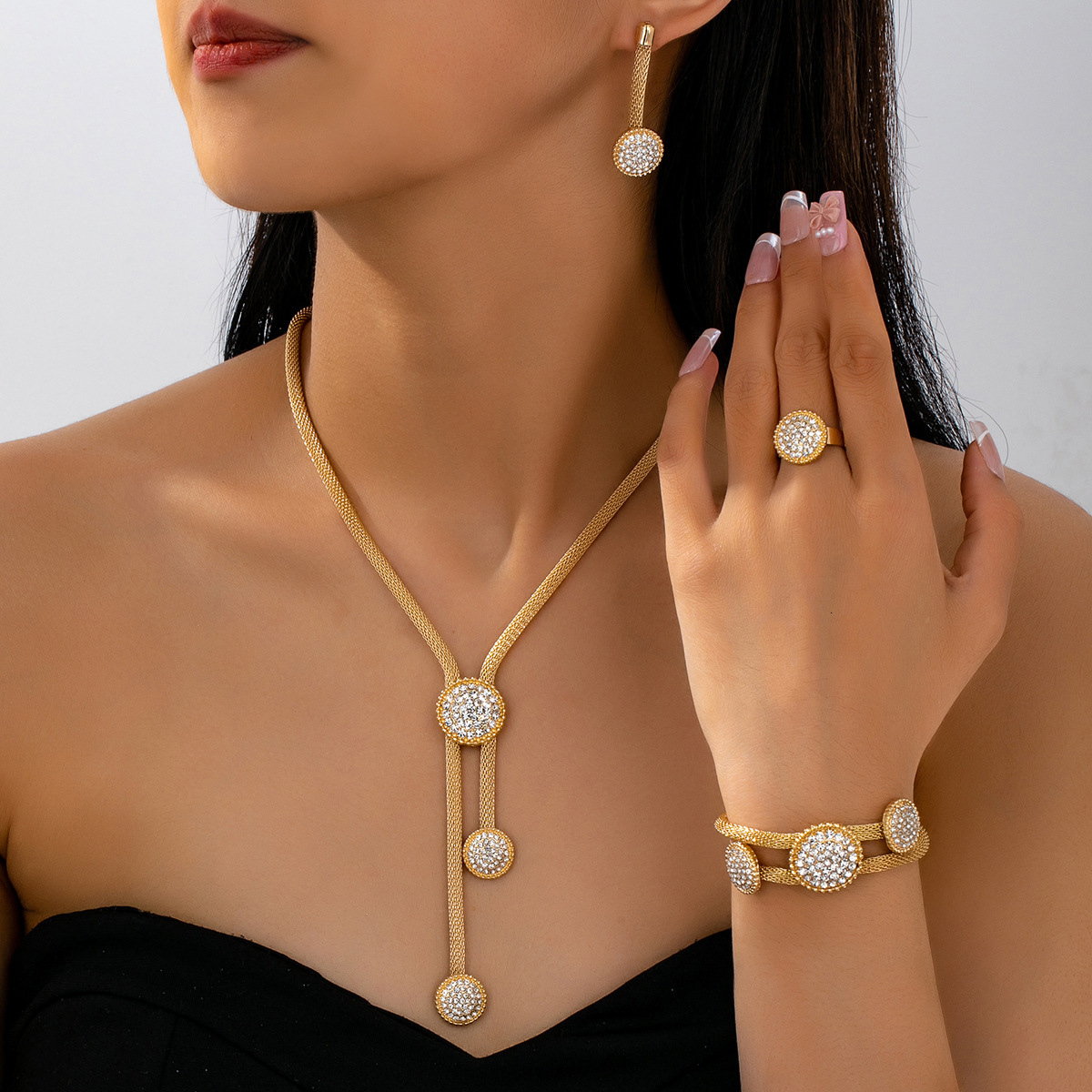 New European And American Trendy Round Mesh Chain Handmade Inlaid Zircon Round Pendant