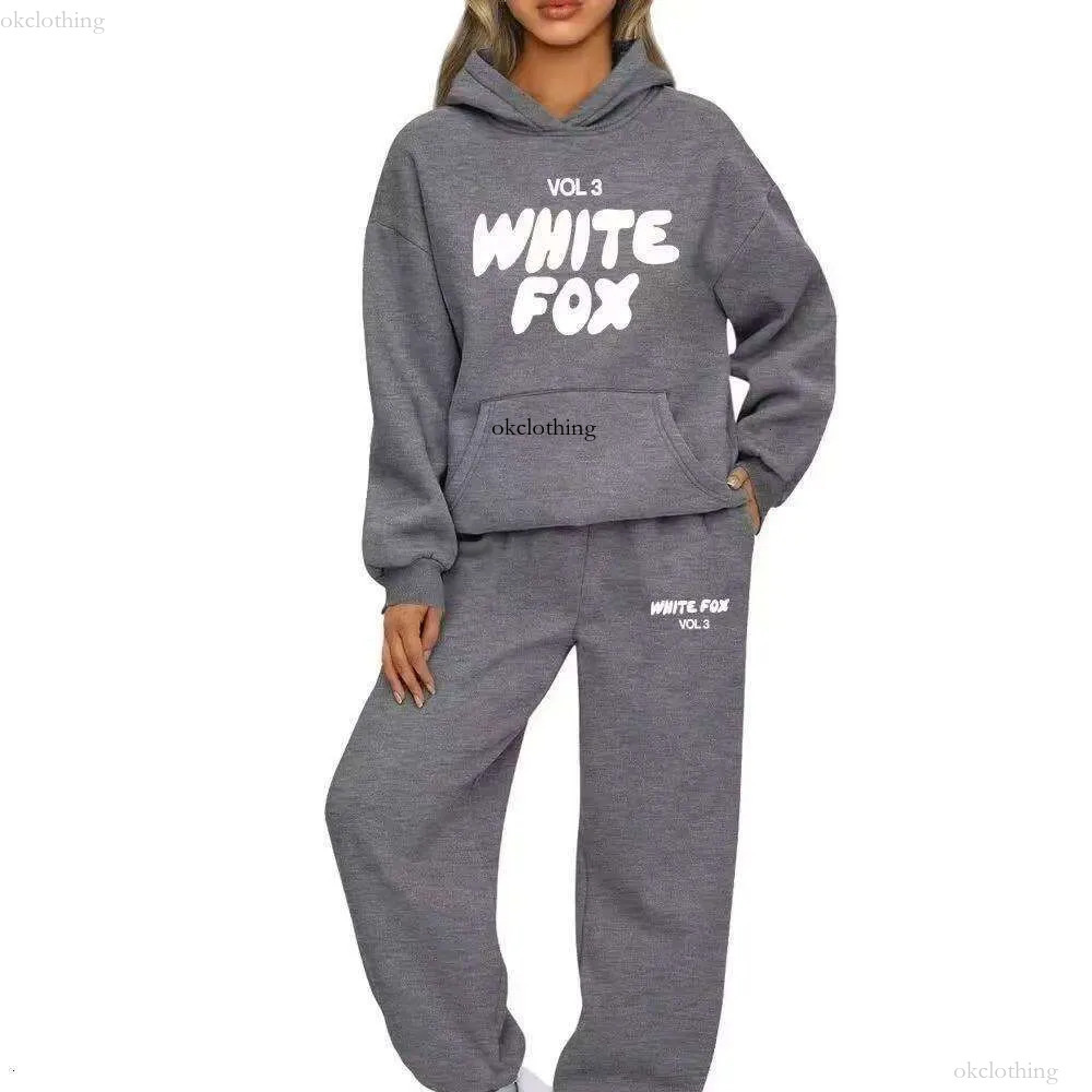 White Foxset 2025 AAA Designer Hoodie Era 8 New Whitelies Foxlies Tracksuit Sets Women Spring Autumn Winter Sport Long Sleeved Loose Pure Cotton Tops 1c7
