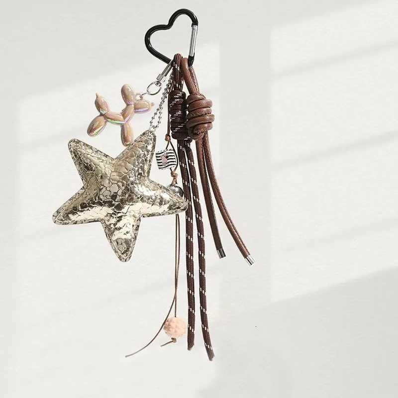Fashion Starfish Keychain with Cute Balloon Dog Leather Charm Maximalist Braided Rope Bag Ornaments Womens AccessoryT251127