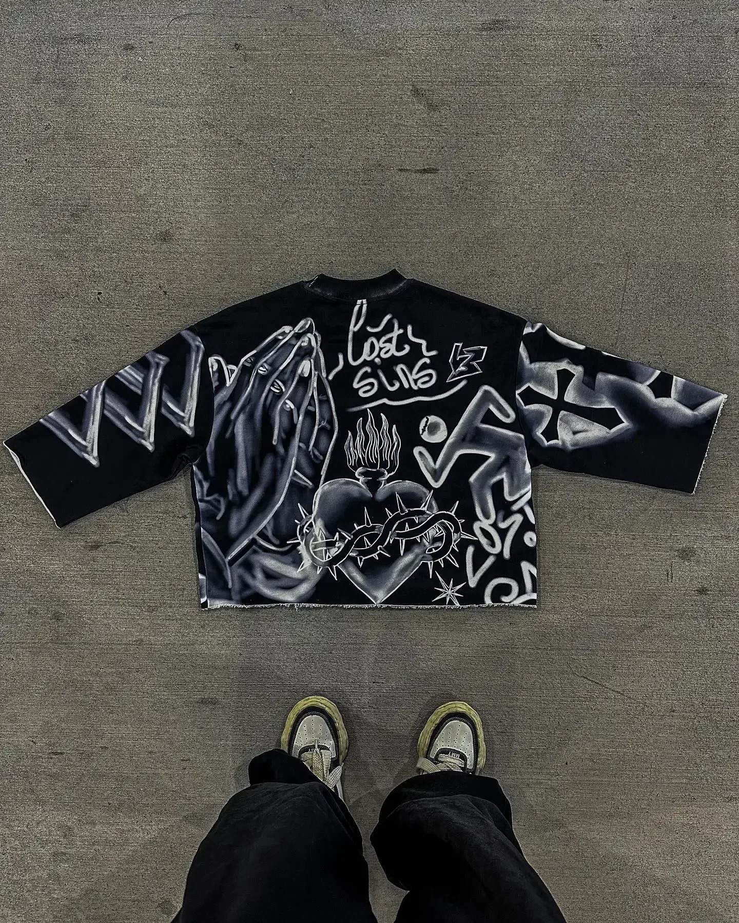 Y2k HipHop Oversized Graphic Full Print Cropped Top for Men Loose Three Quarter Sleeve Tees Retro Tie Dye Cross T Shirts Gothic 251126