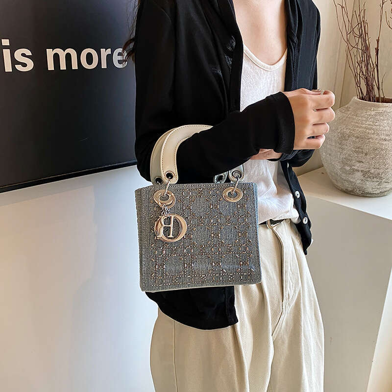 Diamond inlaid mini Daifei hand-held crossbody small 2024 new banquet bag, diamond fashionable rhinestone sparkling bag for women