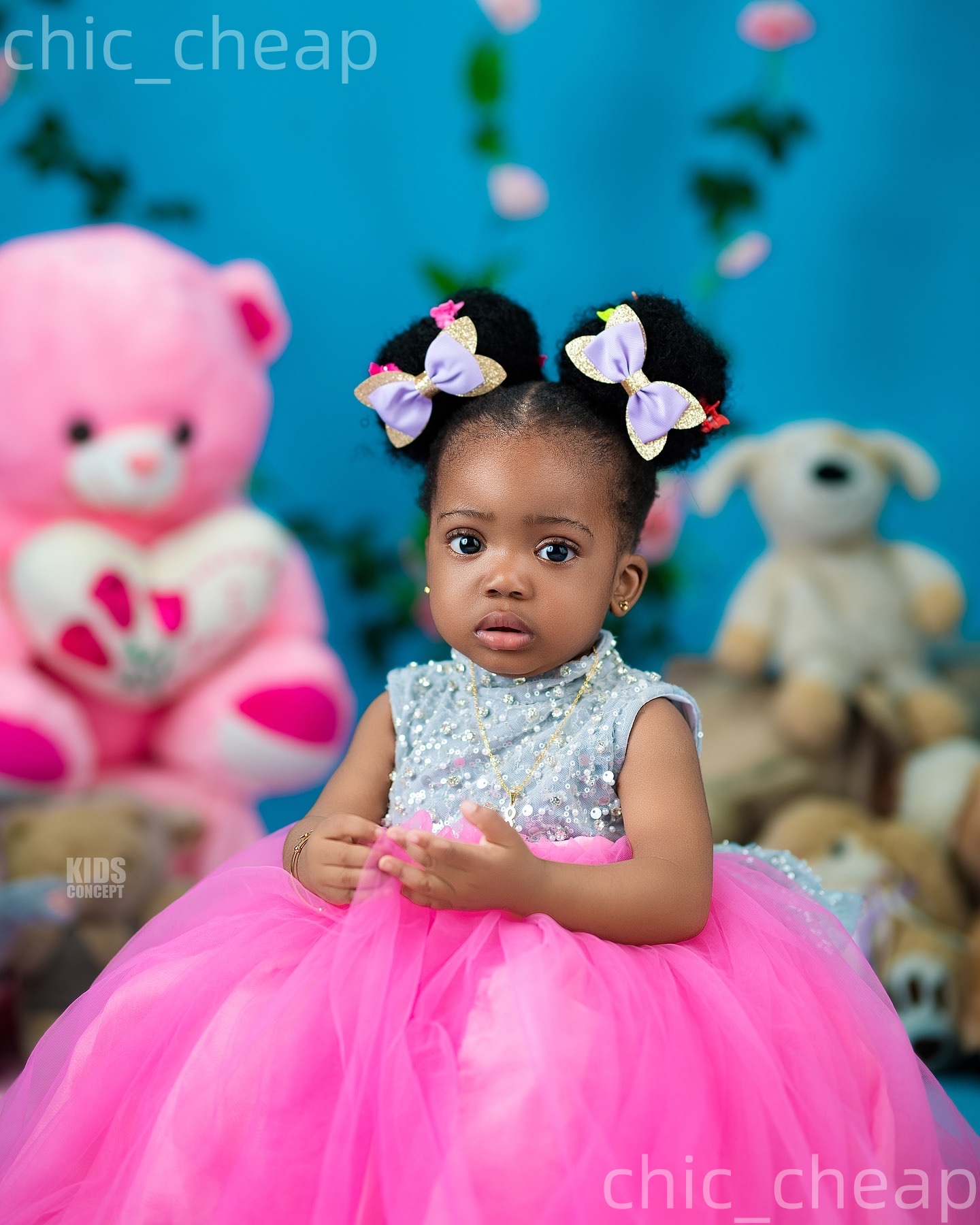 2026 Hot Pink Ball Gown Flower Girl Dresses Lace Tulle Crystals Vintage Little Girl Christmas Peageant Birthday Christening Tutu Dress Gowns ZJ422