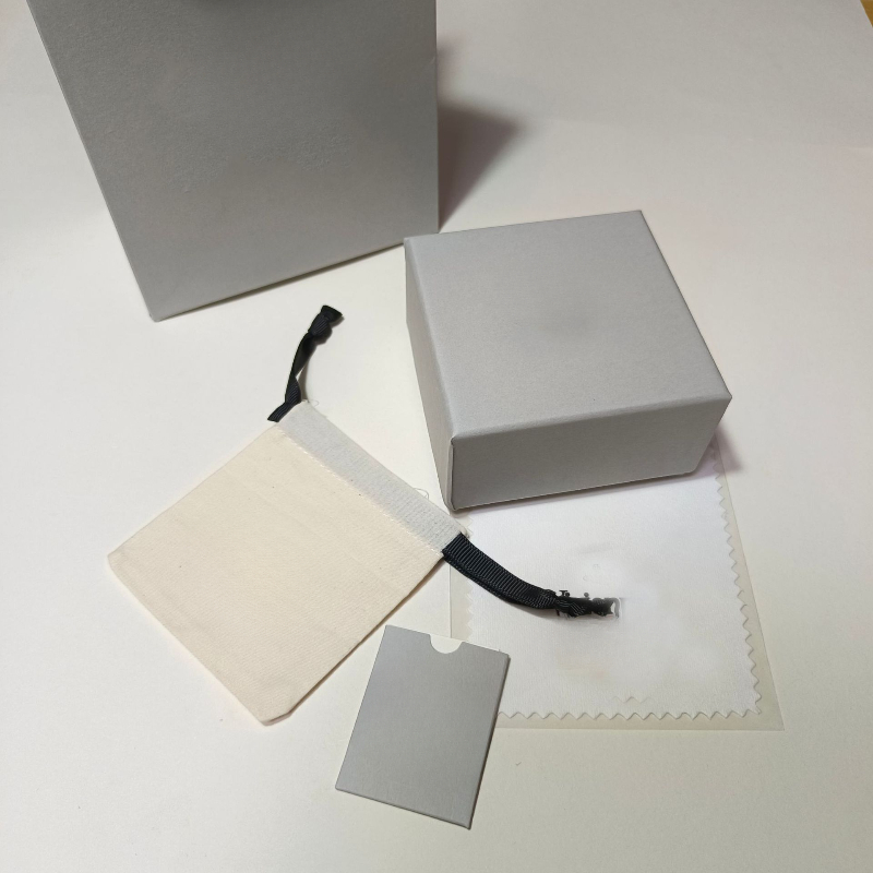 Luxury VW universal classic designer jewelry box case ring bracelet necklace brooch earrings boxes cases with dust bag