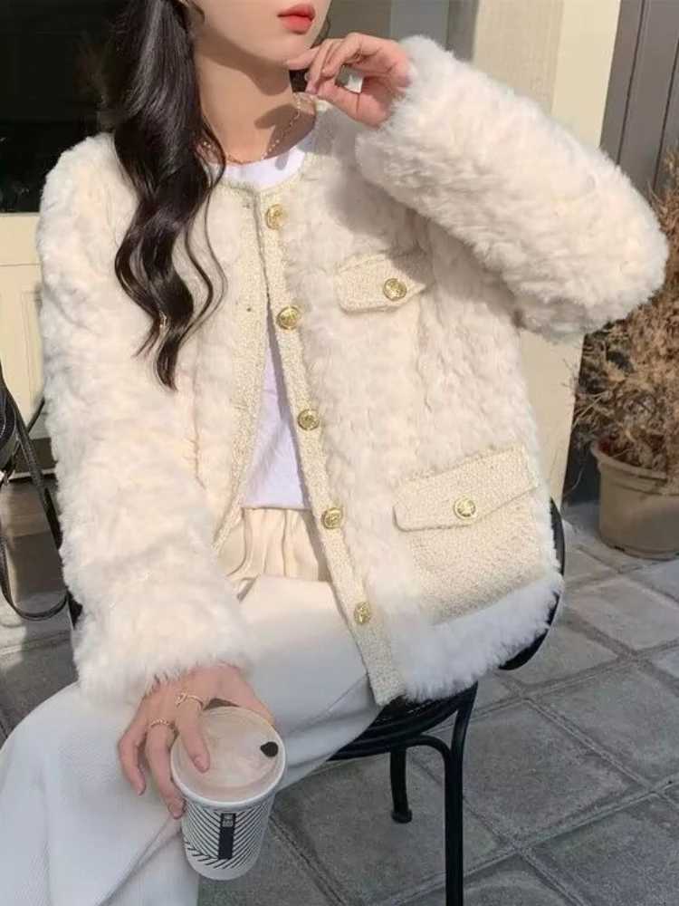 Thickened Fashionable Lamb Wool Jacket for Womens Autumn Winter New in Style Plush Casual Loose Round Neck Outerwear TopsXJ251127