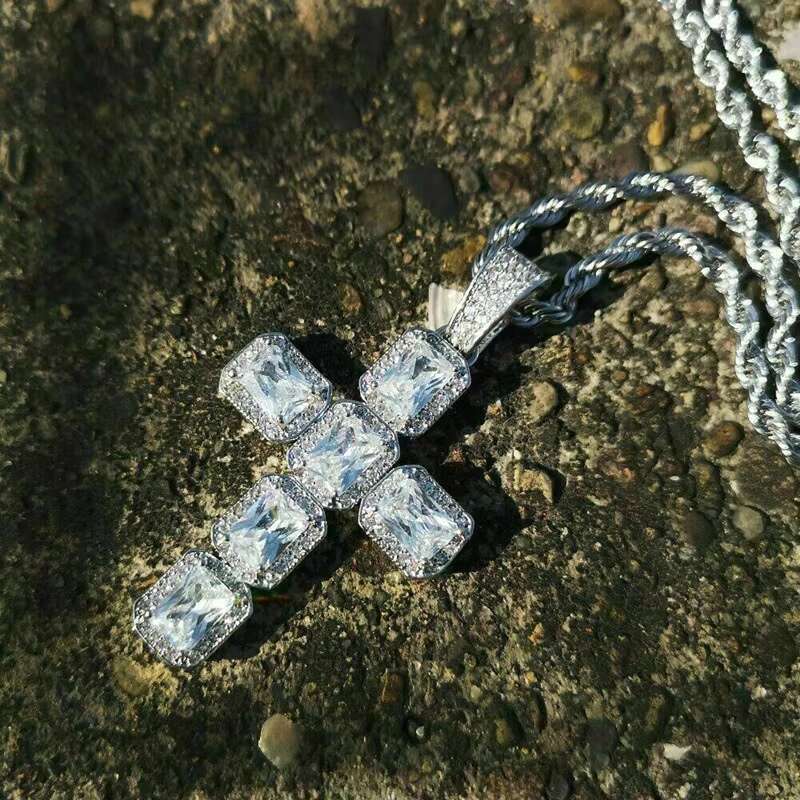 DHcollections Unisex Brass and Copper Cross Pendant Necklace for Party and Halloween
