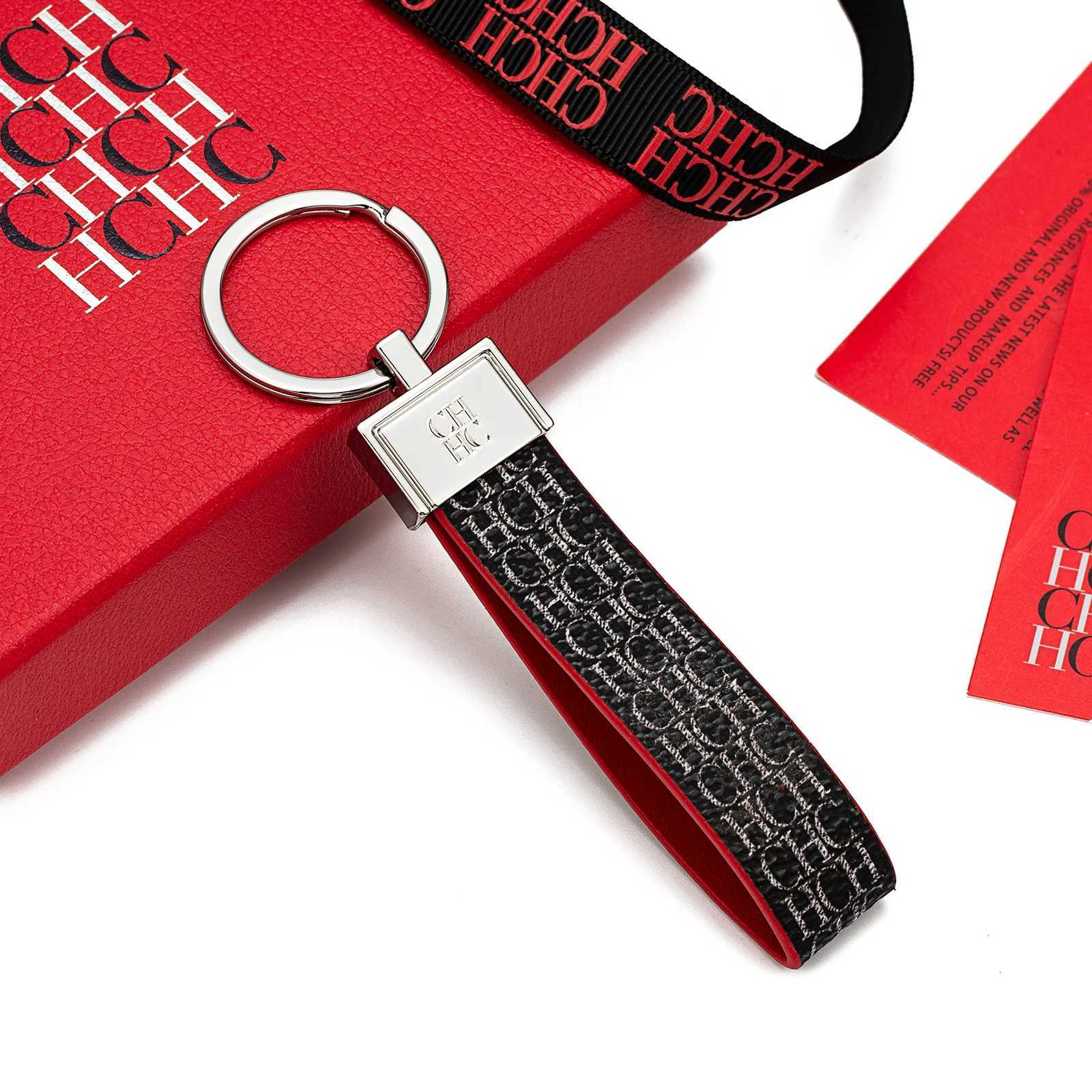 CHILN HENA New Fashion Peripheral Item Golden Leather Keychain with Multi - Element Design Pendant Christmas Gift K006T251127