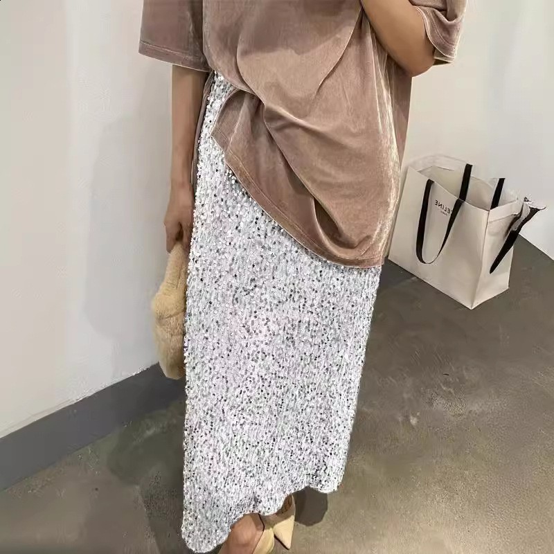 2025 New Fashionable High Waist Slimming Glitter Half Skirt for Women with Elastic Waist and Back Split Elastic Straight Tube Long Skirt 241 b22