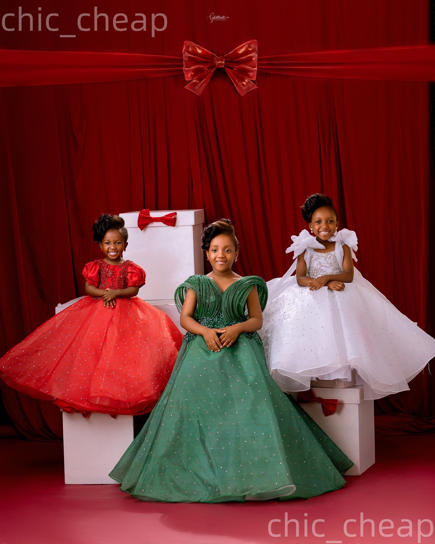 2026 Dark Green A-line Flower Girl Dresses Crystals V-neck Organza Stylish Little Girl Christmas Peageant Birthday Christening Tutu Dress Gowns ZJ422