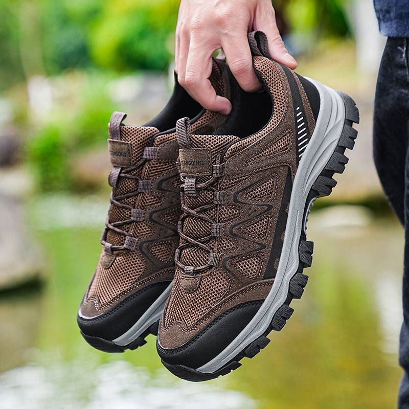Outdoor hiking shoes, mesh breathable casual shoes, casual sports shoes, wear-resistant and anti-slip, large-sized mountaineering shoes, swivel buckle